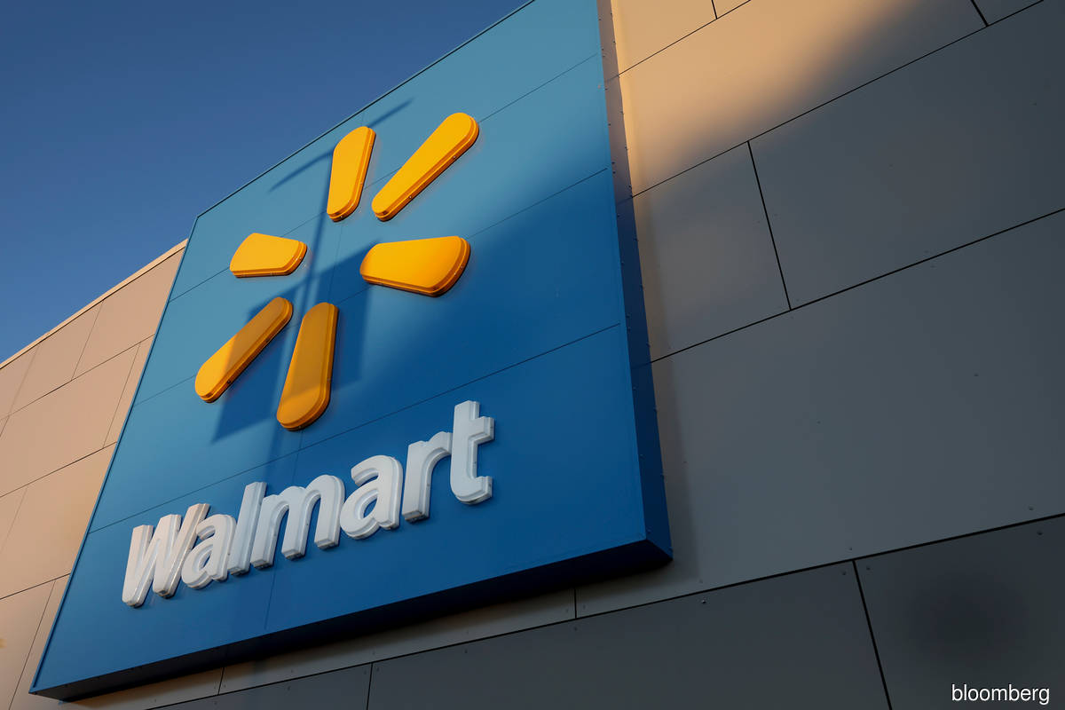 Walmart plans instant bank payments, cutting out card networks